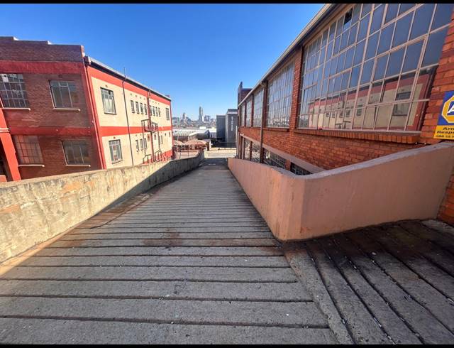 789M² WAREHOUSE TO LET IN WYNBERG